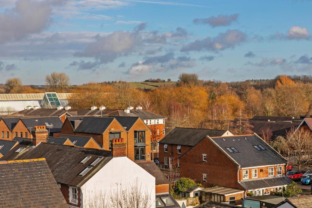 The Sky Penthouse Leilighet Winchester Eksteriør bilde